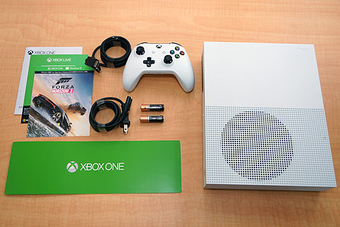 XboxOneS-05.jpg